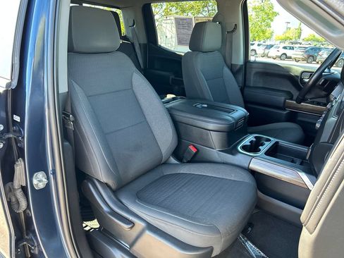 Used 2020 Chevrolet Silverado 1500 RST AWD/4WD image 17