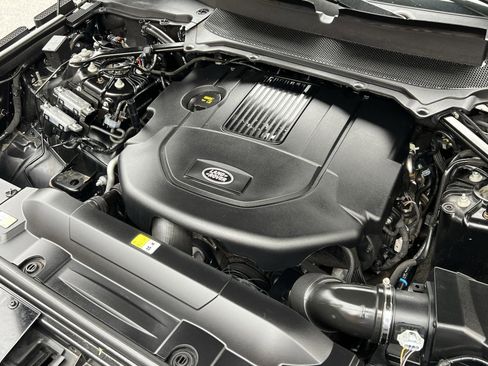 Used 2018 Land Rover Range Rover HSE image 27