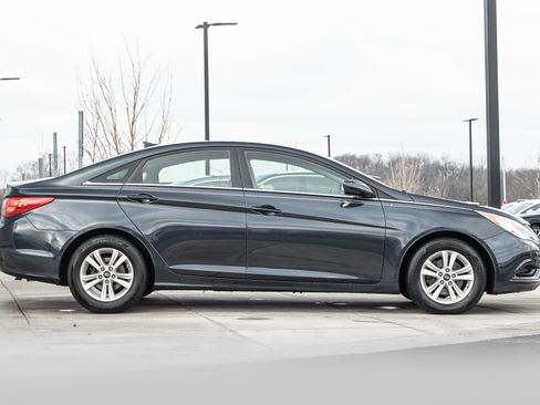 Used 2012 Hyundai Sonata GLS w/ Popular Equipment Pkg image 3