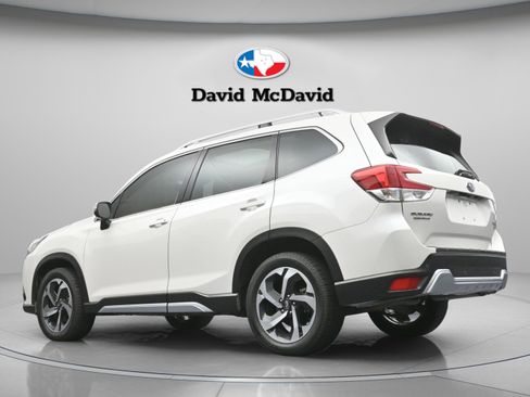 Used 2022 Subaru Forester Touring AWD/4WD image 34