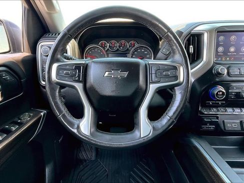 Used 2021 Chevrolet Silverado 1500 LT Trail Boss w/ Convenience Package II AWD/4WD image 17