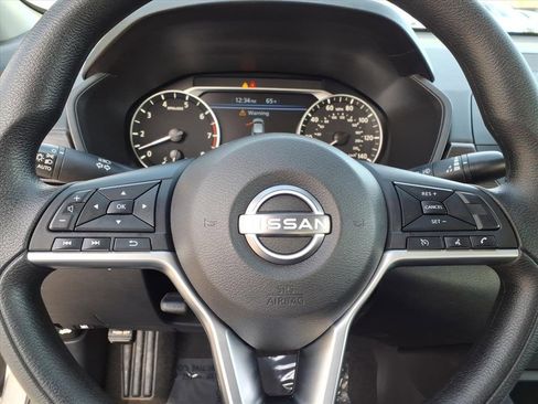 Used 2024 Nissan Altima 2.5 SV image 30