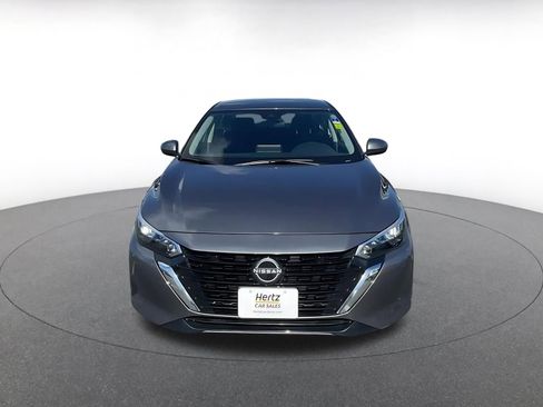 Used 2025 Nissan Sentra SV image 4