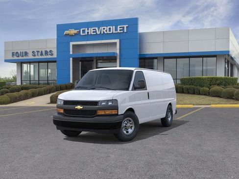 New 2026 Chevrolet Express 2500 w/ Driver Convenience Package RWD image 29