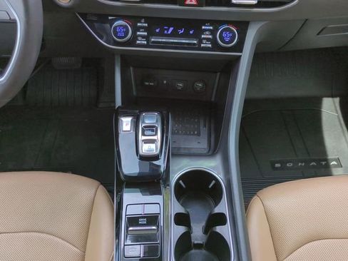 Used 2020 Hyundai Sonata SEL w/ Premium Package FWD image 14
