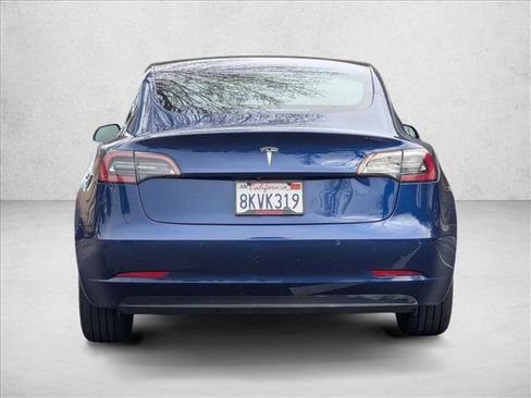 Used 2019 Tesla Model 3 Mid Range image 7