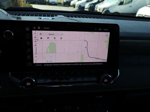 Used 2024 Chevrolet Colorado ZR2 w/ ZR2 Convenience Package III image 22