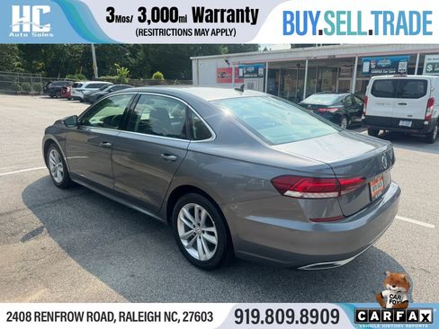 Used 2020 Volkswagen Passat 2.0T SE FWD image 3