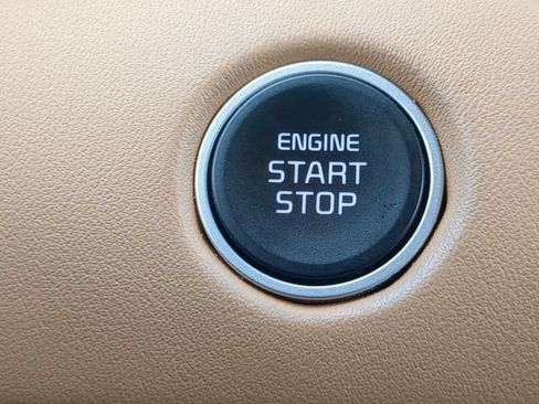 Used 2024 Kia Seltos EX FWD image 28