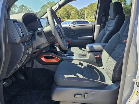 New 2026 Nissan Frontier PRO-4X w/ Pro-4x Convenience Package image 3
