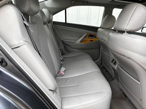 Used 2007 Toyota Camry XLE image 16