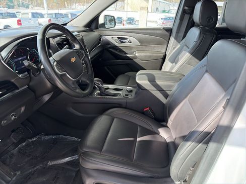 Used 2023 Chevrolet Traverse LT w/ LPO, Cargo Package image 14