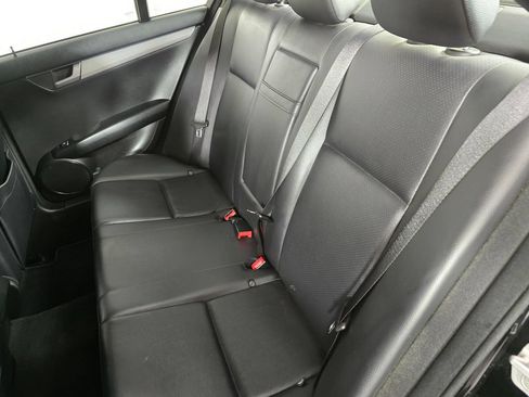 Used 2013 Mercedes-Benz C 250 Sedan image 18