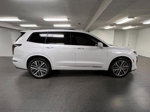 Certified 2024 Cadillac XT6 Sport w/ Platinum Package image 26