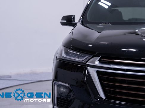 Used 2023 Chevrolet Traverse High Country image 5