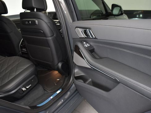Used 2026 BMW X7 xDrive40i w/ Executive Package AWD/4WD image 22