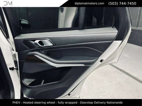 Used 2023 BMW X5 xDrive45e AWD/4WD image 28