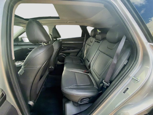 Certified 2024 Hyundai Tucson Limited FWD image 27