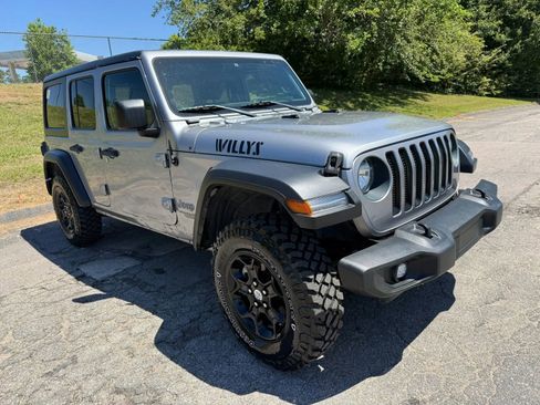 Used 2019 Jeep Wrangler Unlimited Sport S AWD/4WD image 2