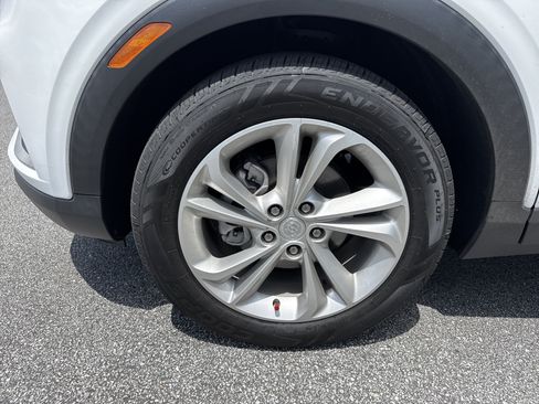 Used 2020 Buick Encore GX Preferred w/ Cold Weather Comfort Package FWD image 13