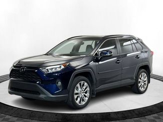 Used 2020 Toyota RAV4 XLE Premium image 1