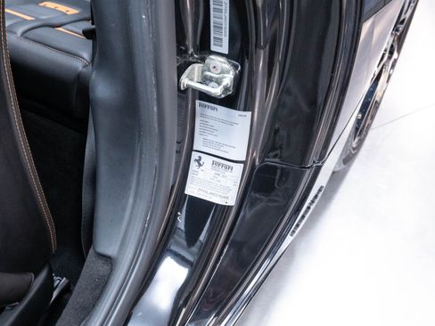 Used 2013 Ferrari 458 Spider RWD image 62