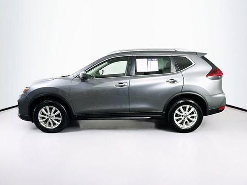 Used 2018 Nissan Rogue SV w/ Premium Package image 4