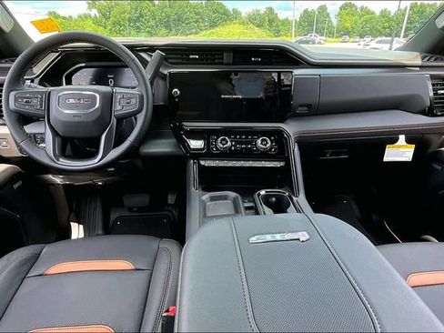 New 2026 GMC Sierra 2500 AT4 w/ Technology Package AWD/4WD image 5