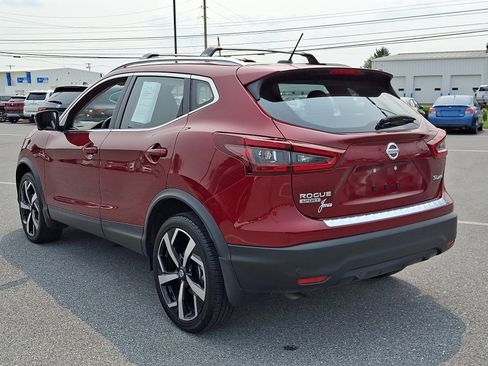 Used 2022 Nissan Rogue Sport SL AWD/4WD image 4