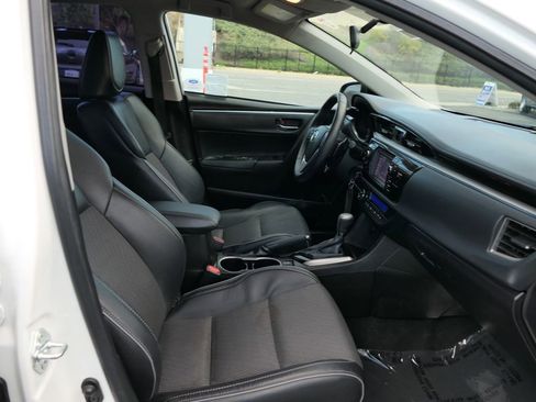 Used 2016 Toyota Corolla S image 28
