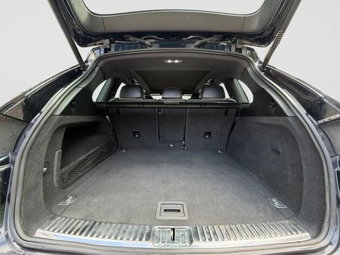 Used 2017 Porsche Cayenne w/ Premium Package AWD/4WD image 16