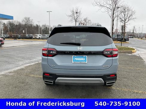 Certified 2024 Honda Pilot Touring image 5