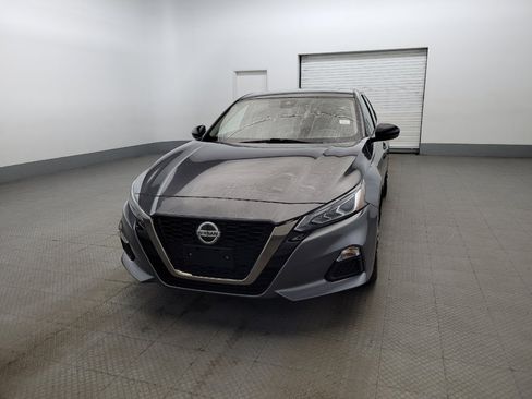Used 2021 Nissan Altima 2.5 SR w/ SR Premium Package AWD/4WD image 15