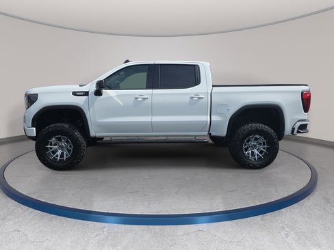 Used 2022 GMC Sierra 1500 Elevation AWD/4WD image 8