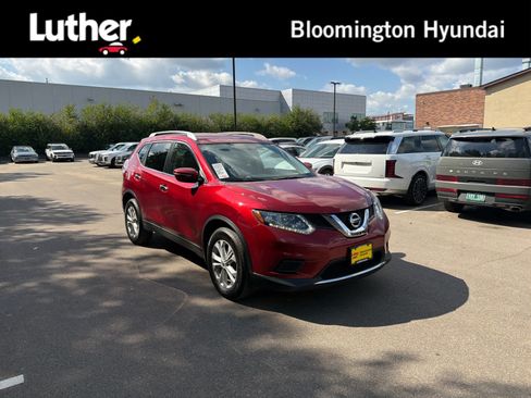 Used 2015 Nissan Rogue SV AWD/4WD image 1