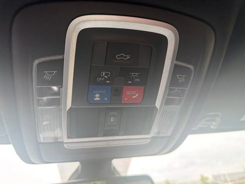 Used 2020 RAM 1500 Laramie w/ Sport Appearance Package AWD/4WD image 17