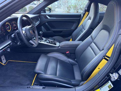 Used 2021 Porsche 911 Carrera S image 11