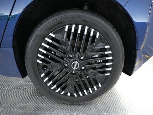 Used 2024 Nissan Leaf SV Plus FWD image 9