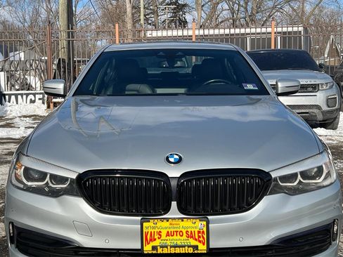 Used 2019 BMW 530i xDrive w/ Convenience Package image 15