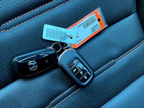 Used 2026 Honda CR-V Sport Touring image 15