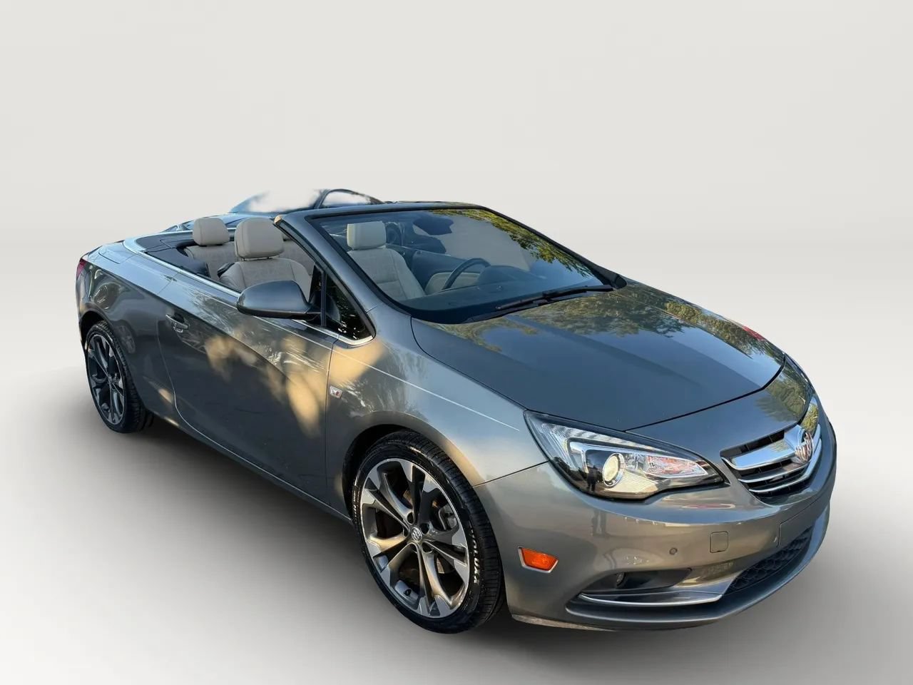 Used 2017 Buick Cascada Premium FWD image 33