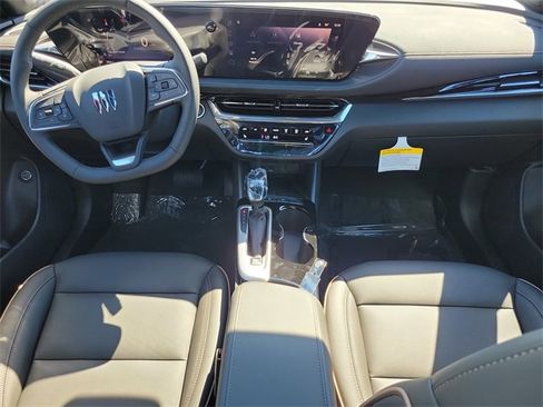 New 2026 Buick Envista Avenir image 9