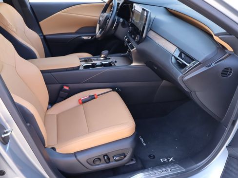 Used 2024 Lexus RX 350 Premium w/ Accessory Package (Z1) FWD image 17