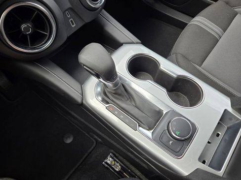 Used 2025 Chevrolet Blazer LT image 28