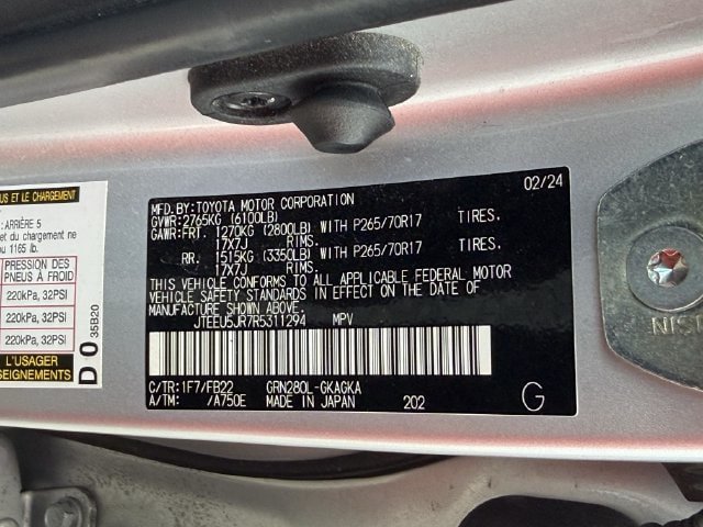 Used 2024 Toyota 4Runner SR5 RWD image 32