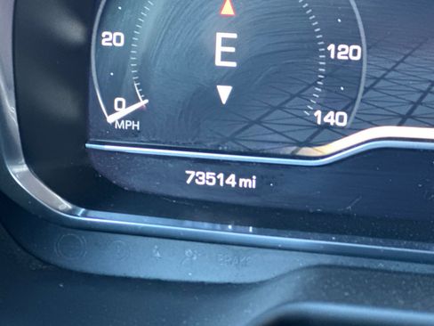 Used 2023 GMC Yukon SLT image 29