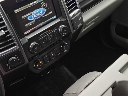 Used 2015 Ford F150 XLT w/ Equipment Group 302A Luxury image 20