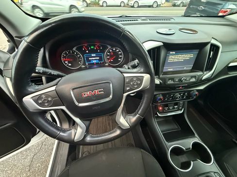 Used 2019 GMC Terrain SLE w/ Driver Convenience Package image 16