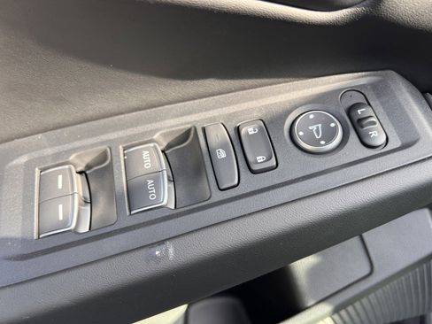 New 2025 Honda Accord SE image 19