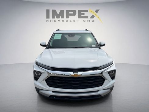 Used 2025 Chevrolet TrailBlazer LT FWD image 8